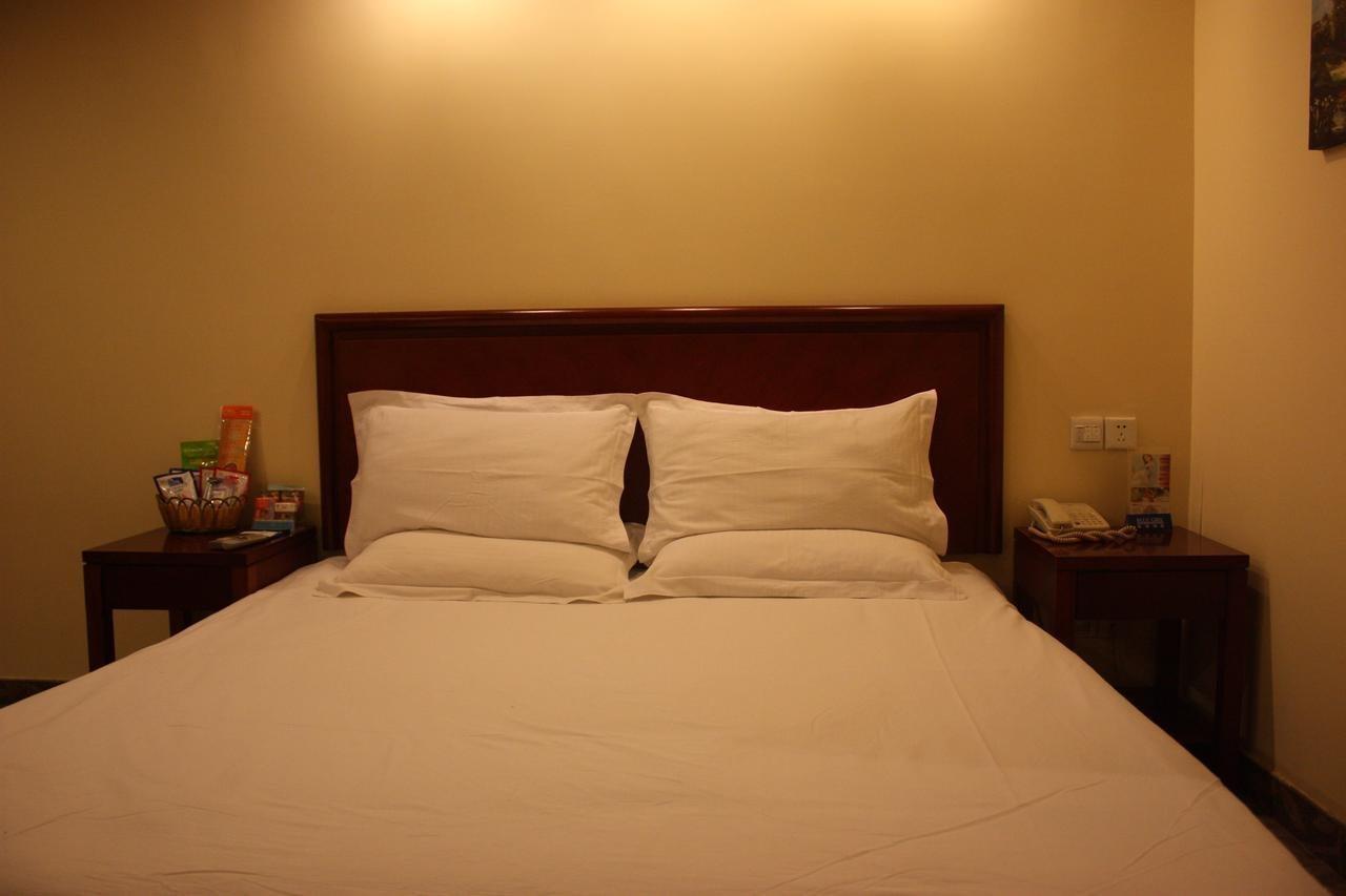 Gma Hotel Shanghai Wuning Road Zhenping Road Metro Station Zewnętrze zdjęcie