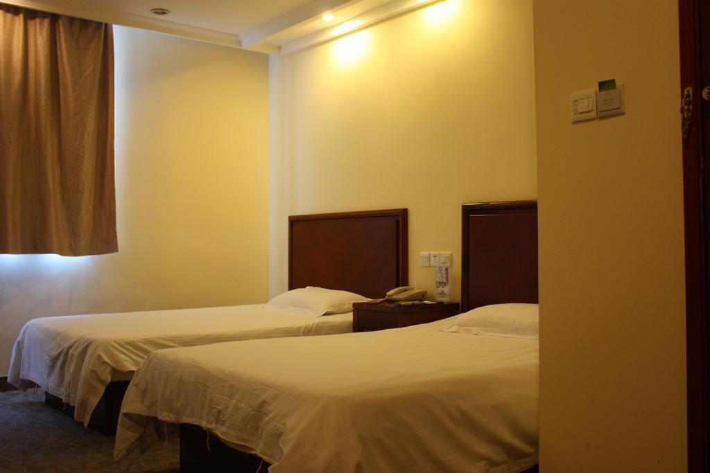 Gma Hotel Shanghai Wuning Road Zhenping Road Metro Station Zewnętrze zdjęcie