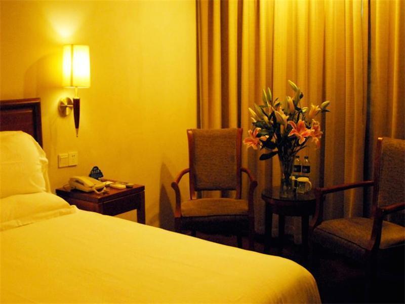 Gma Hotel Shanghai Wuning Road Zhenping Road Metro Station Zewnętrze zdjęcie